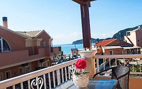 Athina Studios And Apartments