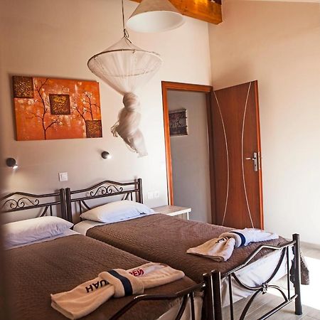Athina Studios And Apartments Agios Georgios Pagon Extérieur photo